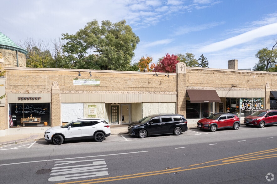 More Photos Of 127-157 N Northwest Hwy, Park Ridge General Retail For Sale