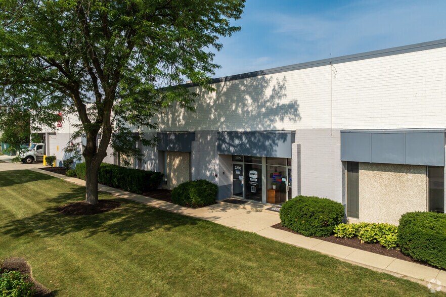Primary Photo Of 2290-2300 Hammond Dr, Schaumburg Warehouse For Lease