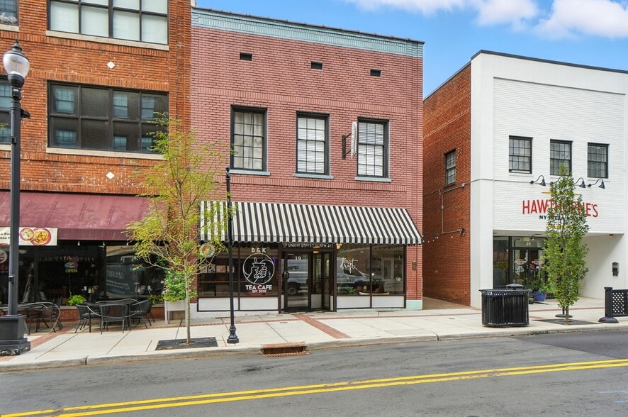 Primary Photo Of 17-21 Union St N, Concord Storefront Retail Office For Lease