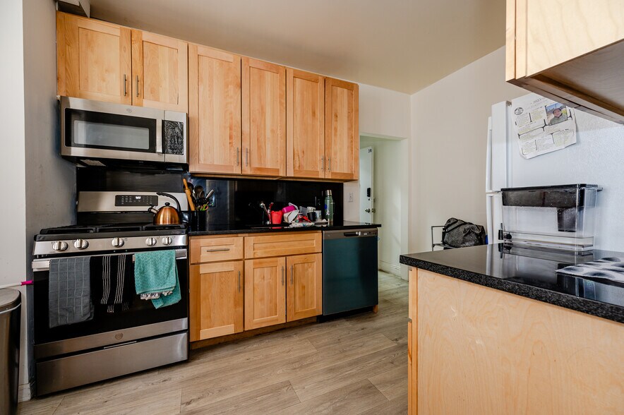 More Photos Of 199-14 32nd Ave, Flushing Storefront Retail Residential For Sale