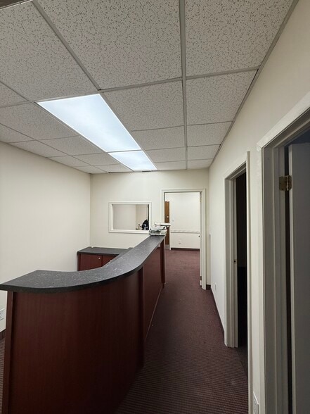 More Photos Of 175-55-175-61 Hillside Ave, Jamaica Office For Lease
