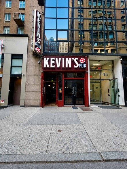 Primary Photo Of 7 W 45th St, New York Office For Lease