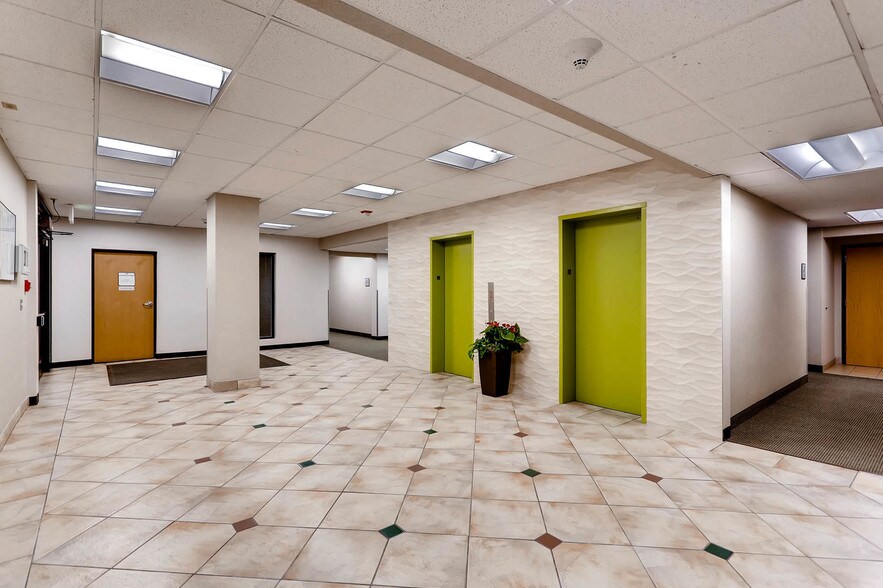 More Photos Of 2490 W 26th Ave, Denver Medical For Lease