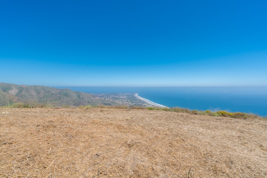 More Photos Of 31537 Anacapa View Dr, Malibu Land For Sale