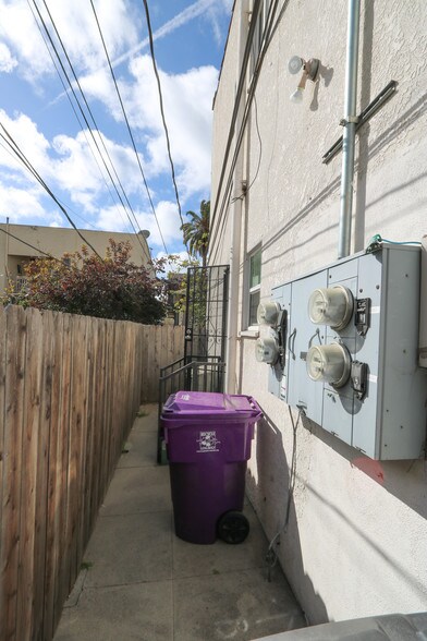 More Photos Of 707 E 7th St, Long Beach Apartments For Sale