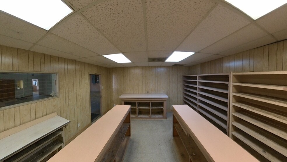 More Photos Of 14826 Yarberry St, Houston Warehouse For Sale