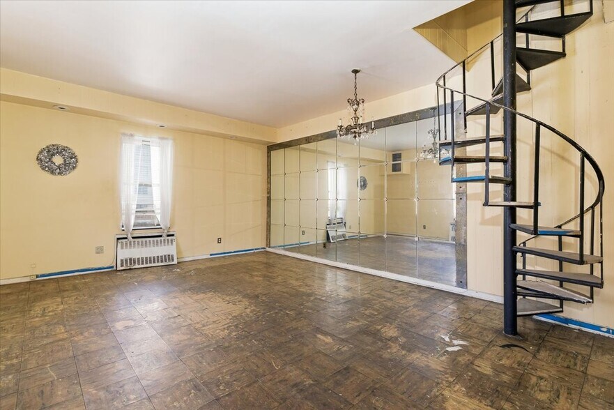 More Photos Of 200 W 139th St, New York Apartments For Sale