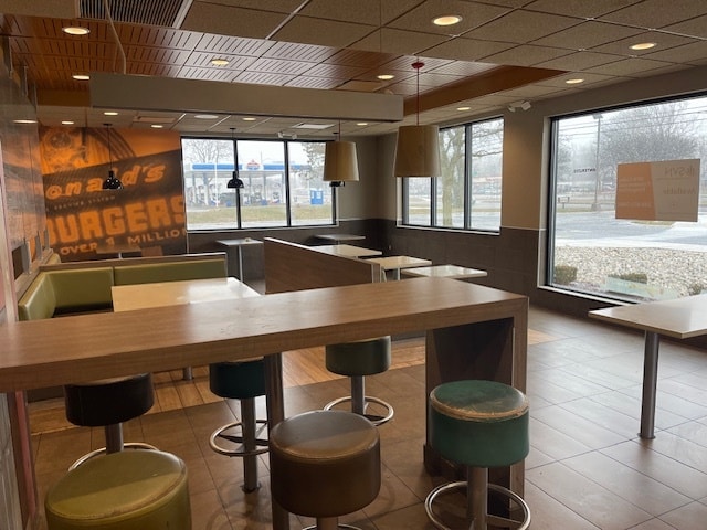 More Photos Of 4899 E 8 Mile Rd, Warren Freestanding For Sale