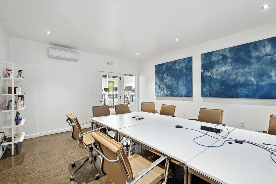 More Photos Of 1015 Howard Ave, San Mateo Service For Sale