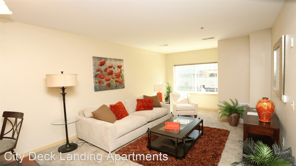 More Photos Of 401 N Washington St, Green Bay Apartments For Sale