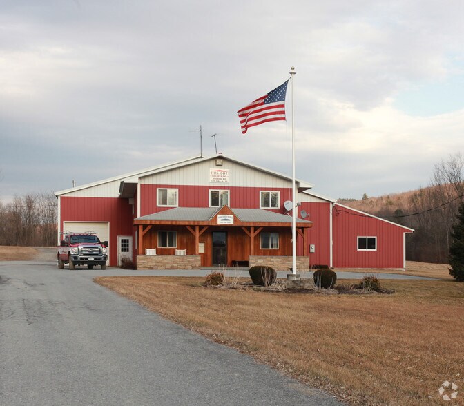 More Photos Of 628 South St, Hoosick Falls Specialty For Sale