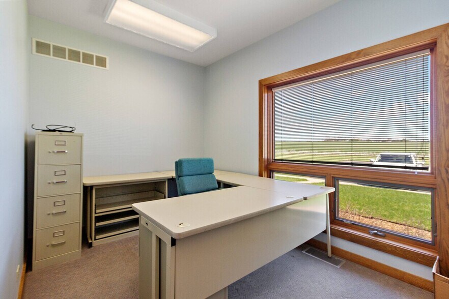 More Photos Of 10808 W Monee Manhattan Rd, Monee Office For Sale