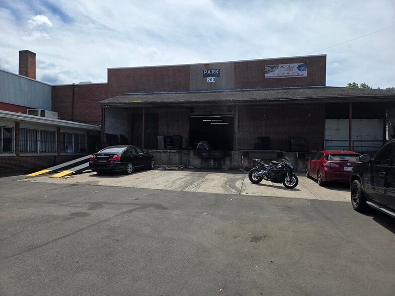 More Photos Of 263-275 Park Ave, East Hartford Warehouse For Lease