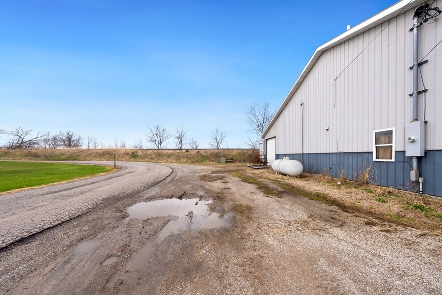 More Photos Of 364 S Warpole St, Upper Sandusky Industrial For Sale