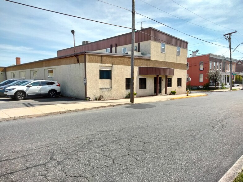 More Photos Of 200 N Washington St, Boyertown Manufacturing For Sale