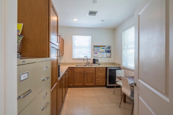 More Photos Of 1000 Bass Blvd, Dunedin Office For Sale