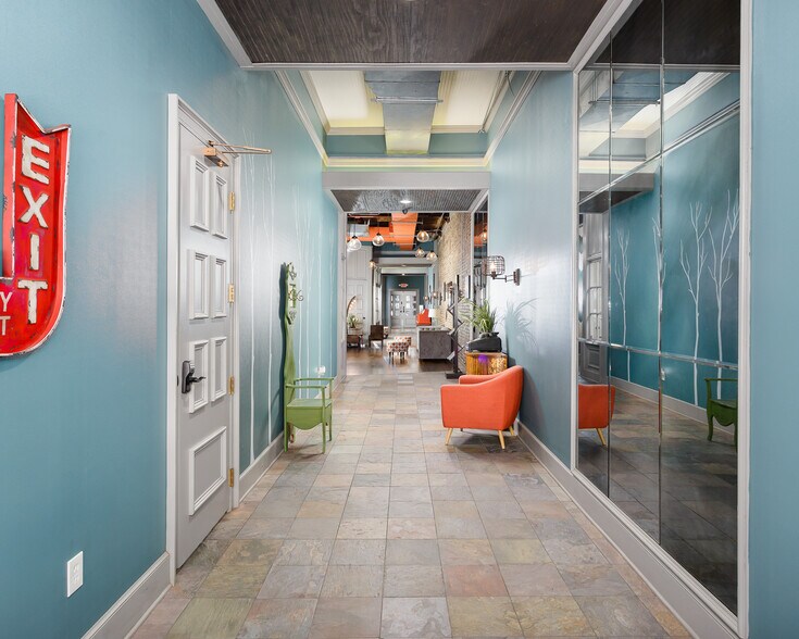 More Photos Of 109 N Court St, Florence Office For Sale