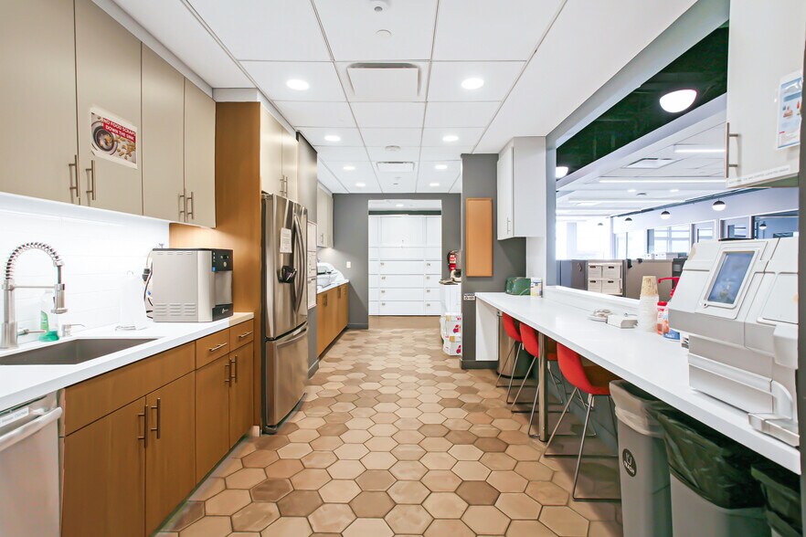 More Photos Of 421 W 54th St, New York Apartments For Lease