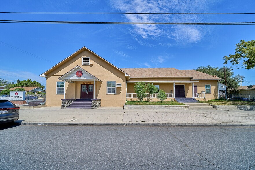 More Photos Of 600 S Towne Ave, Pomona Religious Facility For Sale