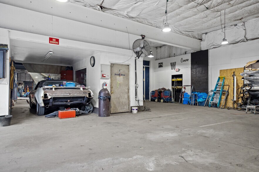 More Photos Of 220 White Horse, Egg Harbor City Auto Repair For Sale