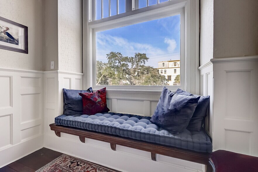 More Photos Of 315 Live Oak Ave, Daytona Beach Apartments For Sale