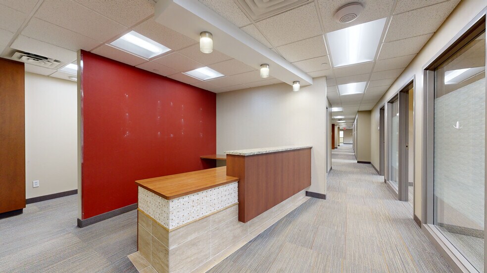 More Photos Of 14525 Hwy 7, Minnetonka Medical For Lease