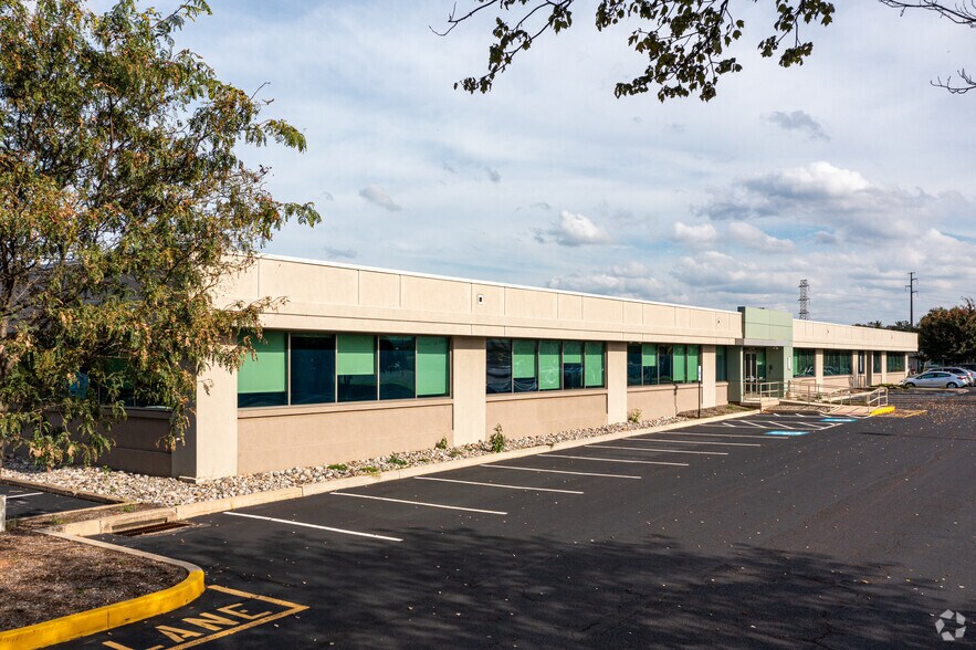 More Photos Of 625 W Ridge Pike, Conshohocken Unknown For Lease