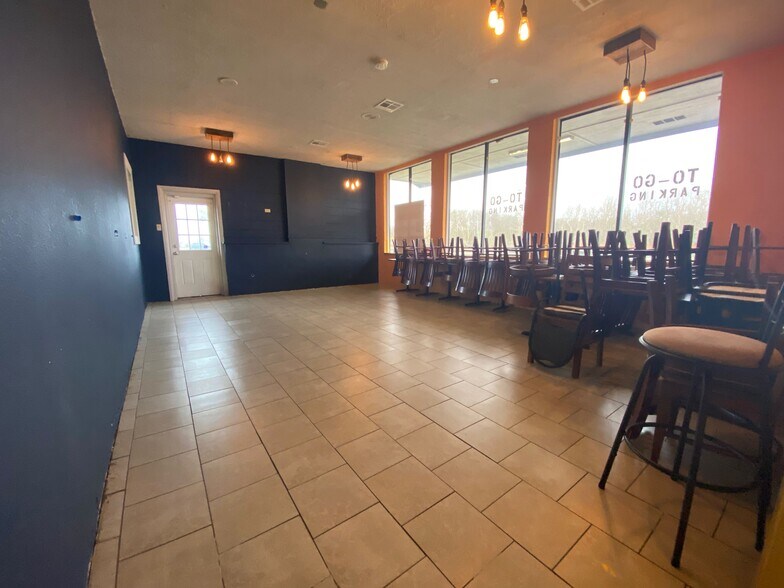 More Photos Of 2401 Port Neches Ave, Port Neches Restaurant For Sale
