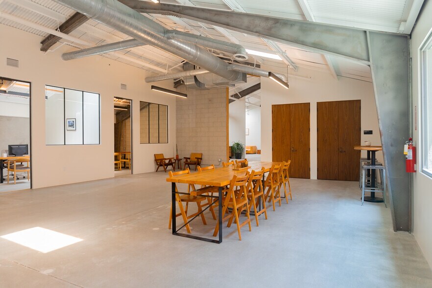 More Photos Of 1655 Euclid St, Santa Monica Loft Creative Space For Sale