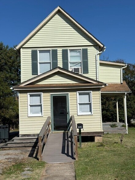 More Photos Of 635 Main St, Reisterstown Office For Sale