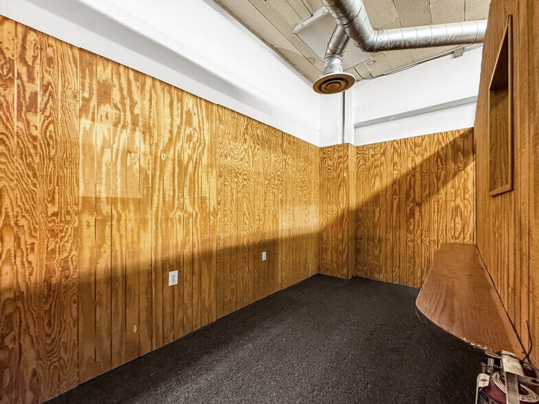 More Photos Of 920 S Atlantic Blvd, Los Angeles Office For Sale