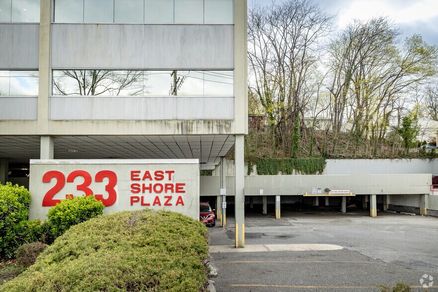 More Photos Of 233 E Shore Rd, Great Neck Medical For Sale