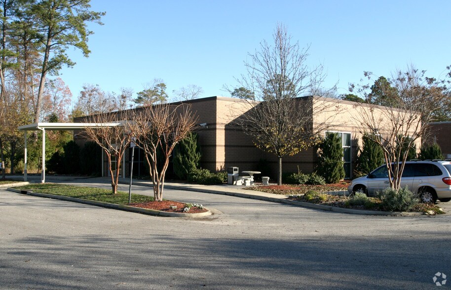 More Photos Of 3204 Churchland Blvd, Chesapeake Medical For Lease