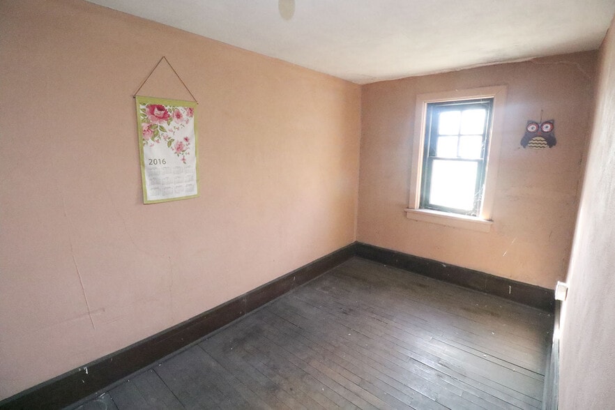 More Photos Of 312 N 7th St, Steubenville Warehouse For Sale