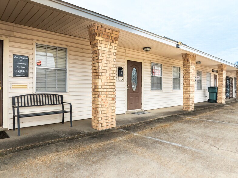 More Photos Of 2105 Justice St, Monroe Serviced Offices For Sale