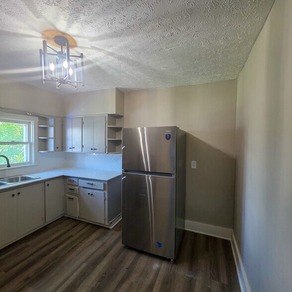 More Photos Of 318 Harding St, Danville Apartments For Sale