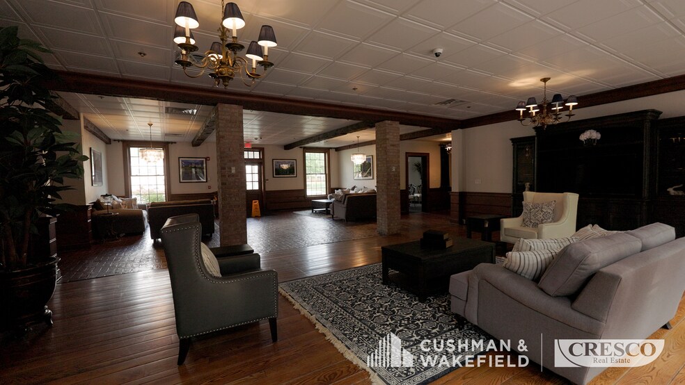 More Photos Of 4420 Sherwin Rd, Willoughby Office For Lease