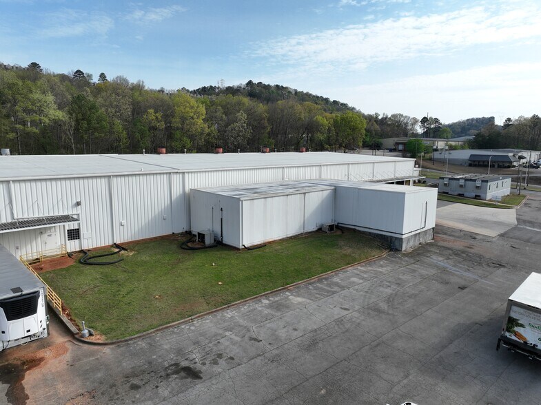More Photos Of 107 Walter Davis Dr, Birmingham Warehouse For Sale