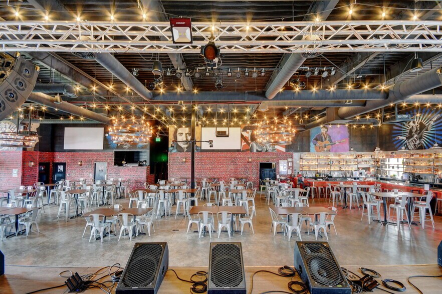 More Photos Of 11160 S Pikes Peak Dr, Parker Restaurant For Sale