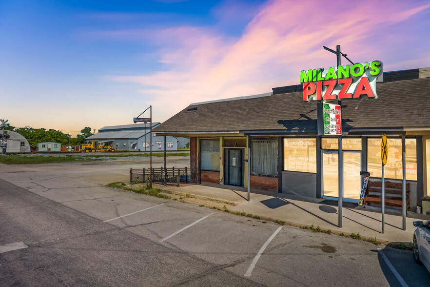 Primary Photo Of 140 W Main St, Itasca Restaurant For Sale