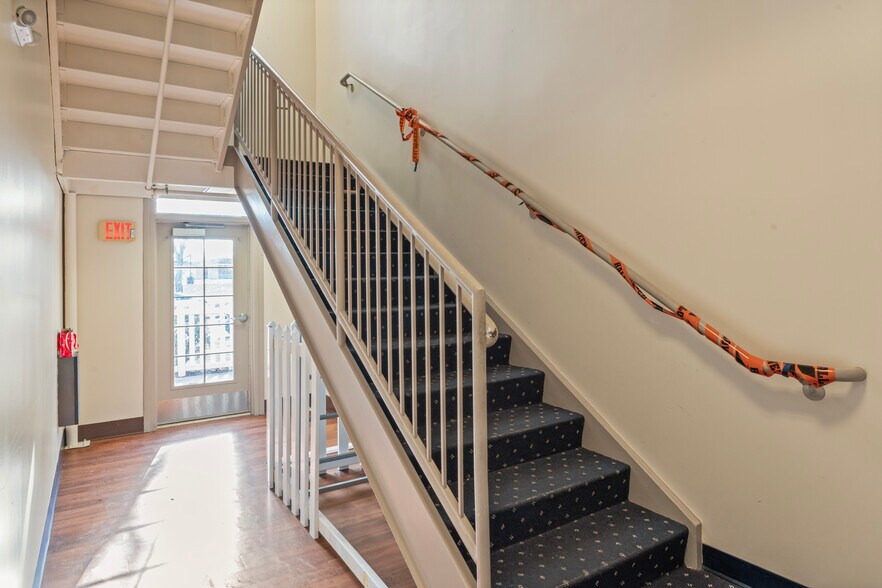 More Photos Of 42851 Smallwood Ter, Chantilly Daycare Center For Sale