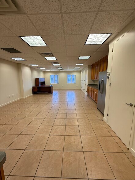 Primary Photo Of 28-20 119th St, Flushing Warehouse For Lease