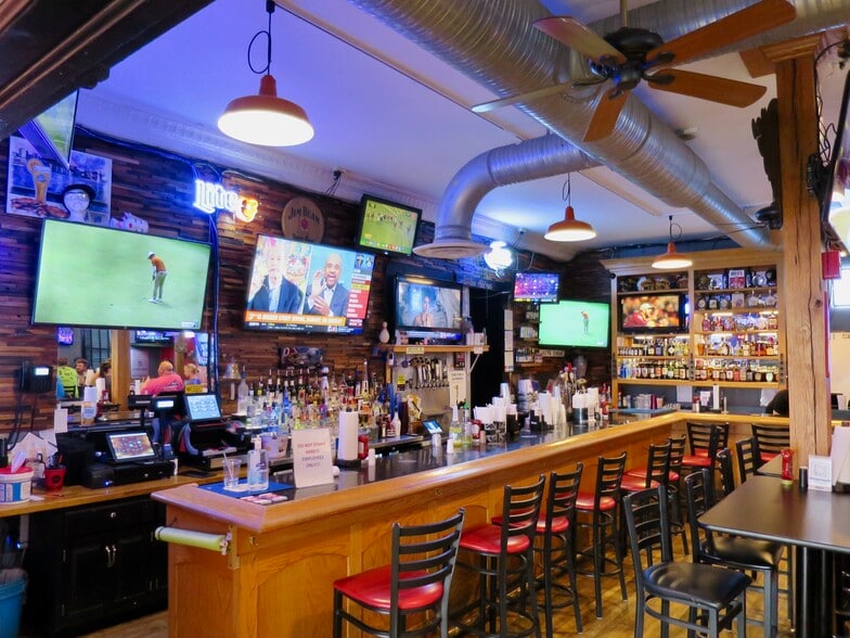 More Photos Of 231-239 S Main St, Mount Airy Freestanding For Sale