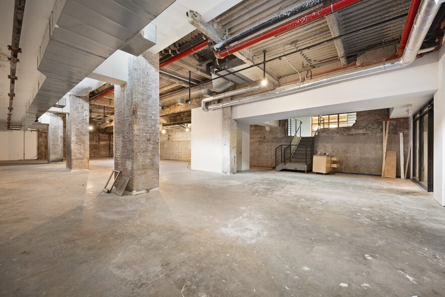 More Photos Of 37 Bridge St, Brooklyn Apartments For Sale