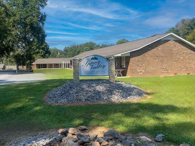 More Photos Of 100 S Kirkland Ave, Elkin Apartments For Sale