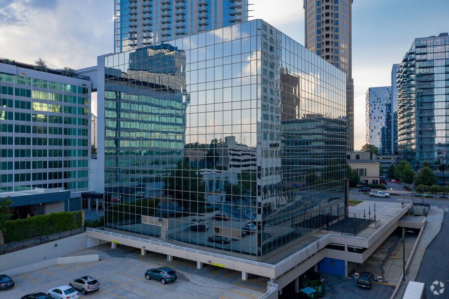 More Photos Of 3379 Peachtree Rd NE, Atlanta Coworking Space