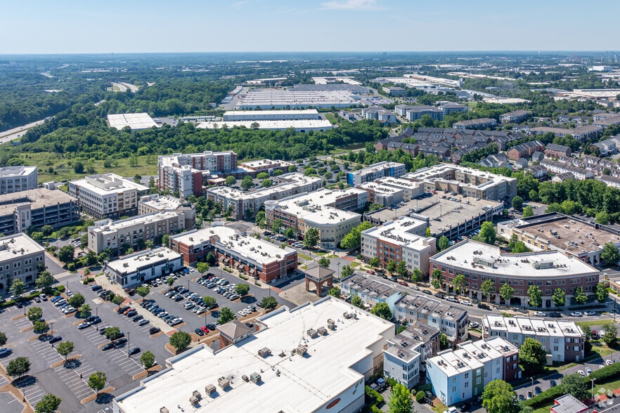 More Photos Of 2015 Ayrsley Town Blvd, Charlotte Unknown For Lease