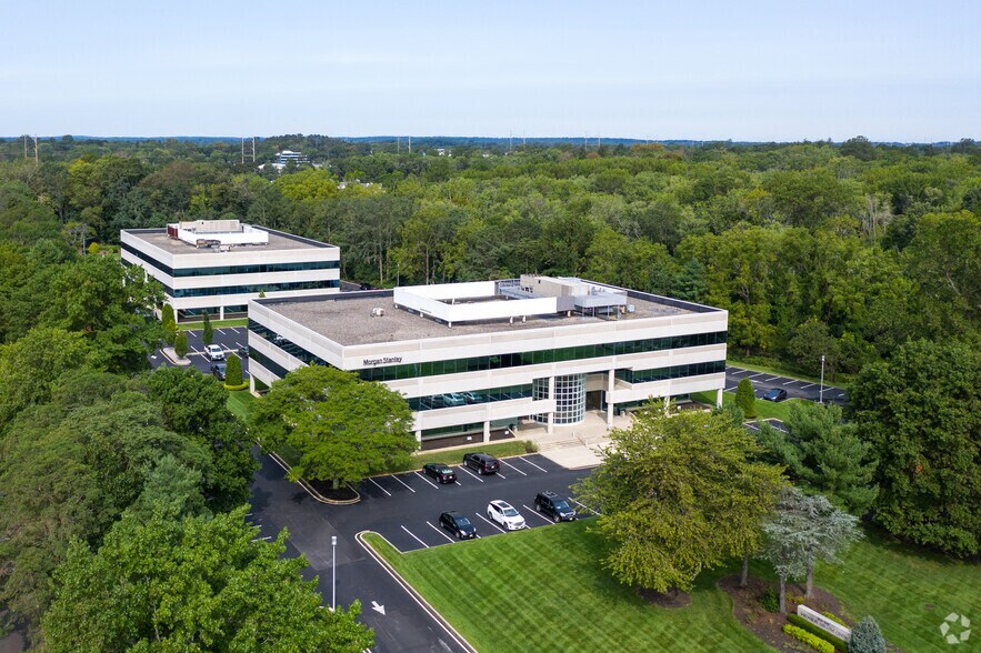 More Photos Of 1030 Broad St, Shrewsbury Unknown For Lease