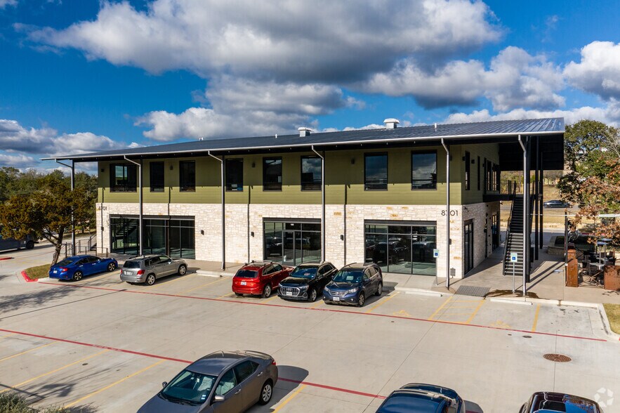 More Photos Of 8701 W Highway 71, Austin Office Residential For Lease