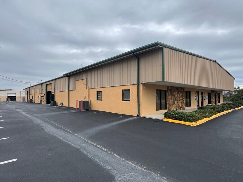 More Photos Of 16550 Scheer Blvd, Hudson Warehouse For Sale